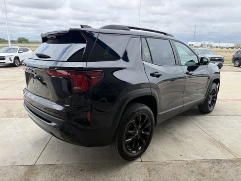 New 2026 GMC Terrain Elevation w/ Black Edition FWD image 9
