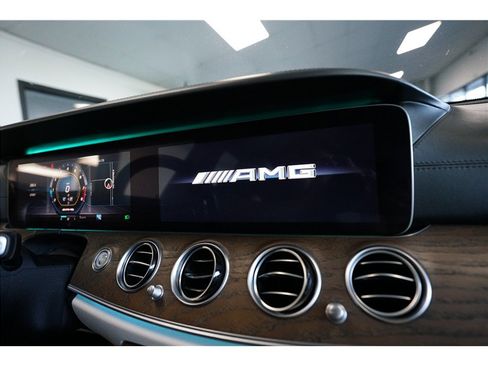 Used 2018 Mercedes-Benz E 63 AMG S w/ AMG Advanced Lighting Package image 28