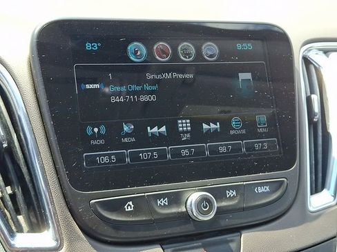 Used 2017 Chevrolet Malibu LT w/ Leather Package image 16