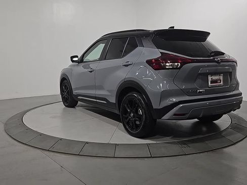 Used 2024 Nissan Kicks SR FWD image 3