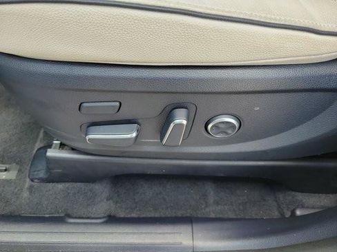 Used 2024 Hyundai Palisade Limited FWD image 24