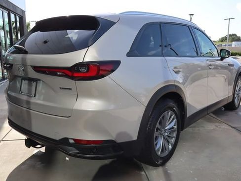 Used 2024 MAZDA CX-90 3.3 Turbo w/ Preferred Plus AWD/4WD image 3
