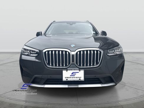 Used 2024 BMW X3 xDrive30i image 2