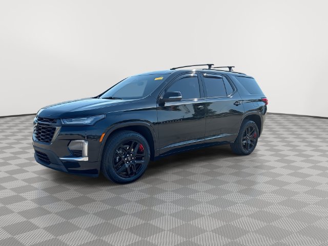 Used 2023 Chevrolet Traverse Premier w/ Redline Edition AWD/4WD image 6