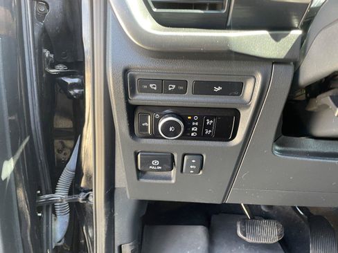 Used 2023 Ford F150 XLT w/ Equipment Group 302A High AWD/4WD image 17