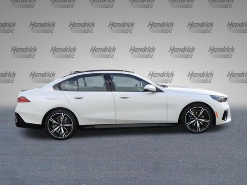 Certified 2026 BMW 550e xDrive w/ Premium Package AWD/4WD image 9