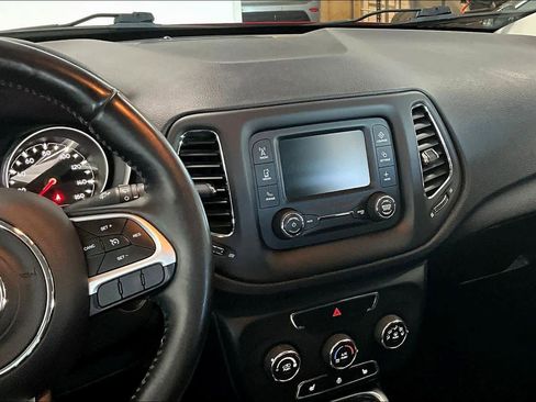 Used 2018 Jeep Compass Sport w/ Cold Weather Group image 14