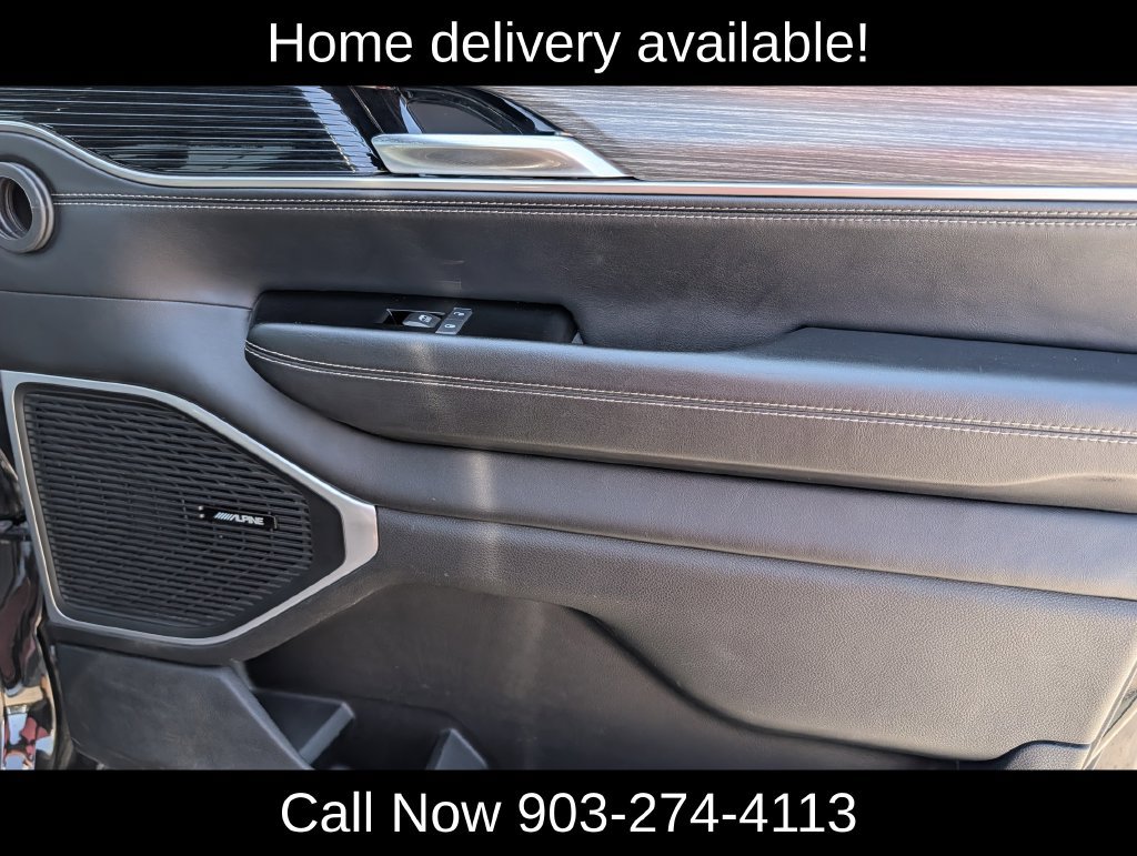 Used 2024 Jeep Wagoneer L Series III AWD/4WD image 37