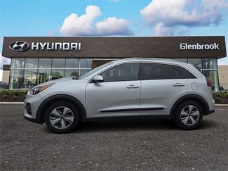 Used 2020 Kia Niro LX video 1