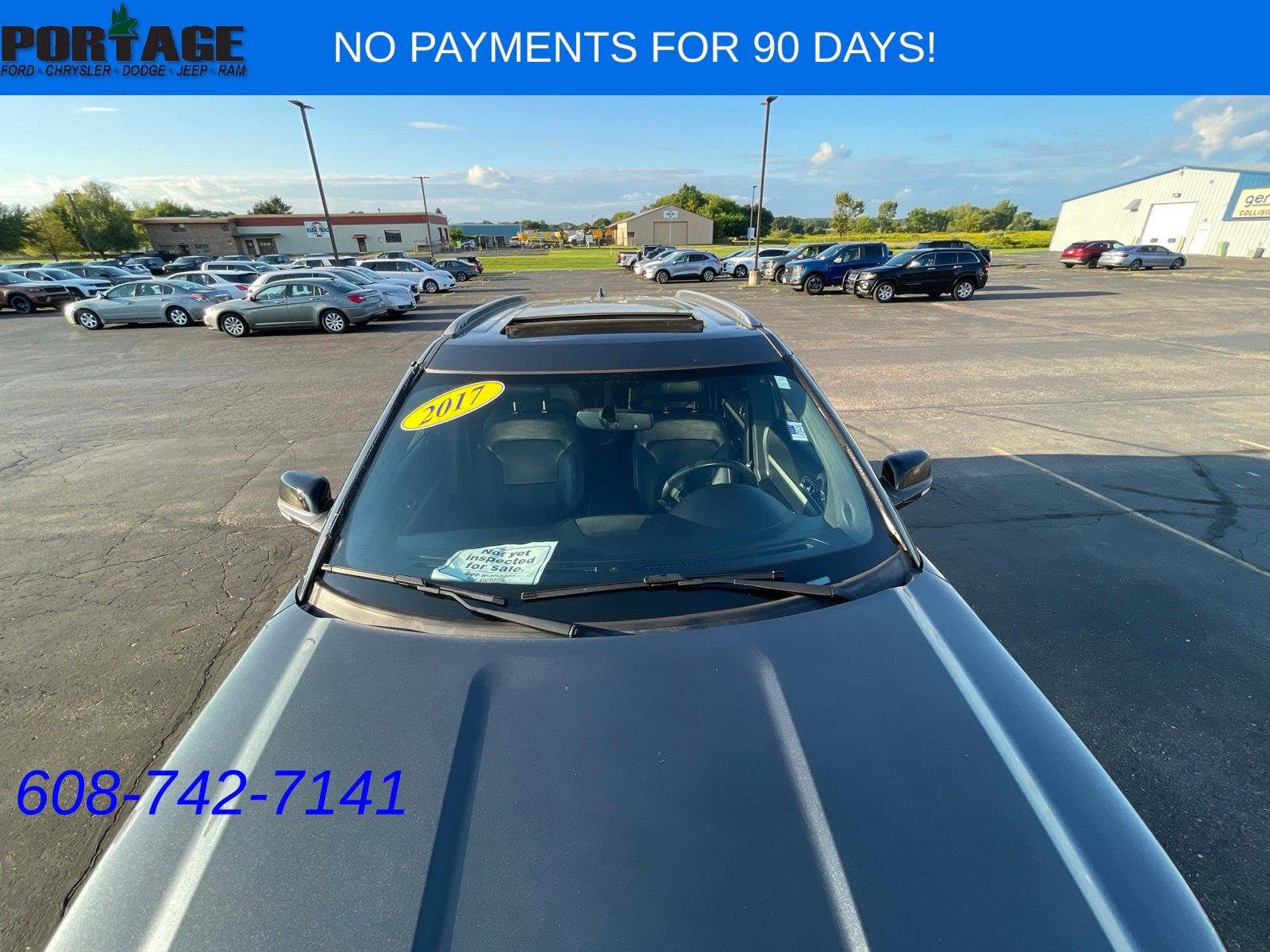 Used 2017 Ford Explorer XLT w/ Equipment Group 202A AWD/4WD image 35