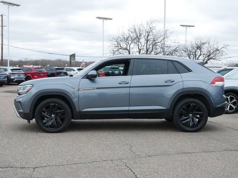 Certified 2023 Volkswagen Atlas Cross Sport SE w/ Panoramic Sunroof Package image 4