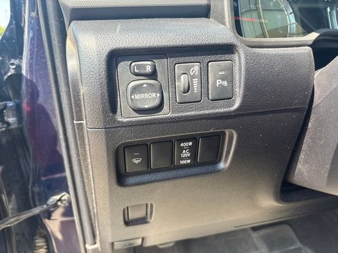 Used 2016 Toyota 4Runner Limited AWD/4WD image 15