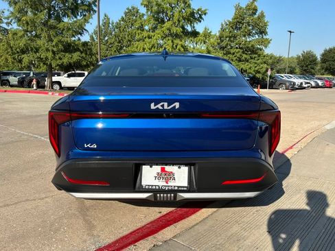 Used 2025 Kia K4 FWD image 7