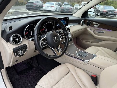 Certified 2021 Mercedes-Benz GLC 300 image 12