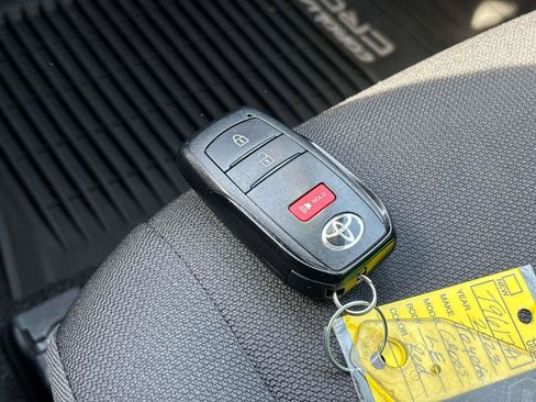 Certified 2023 Toyota Corolla Cross LE w/ Moonroof Package image 26