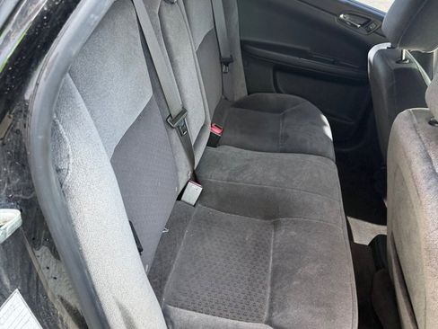 Used 2014 Chevrolet Impala LT w/ LT Sunroof Package image 28