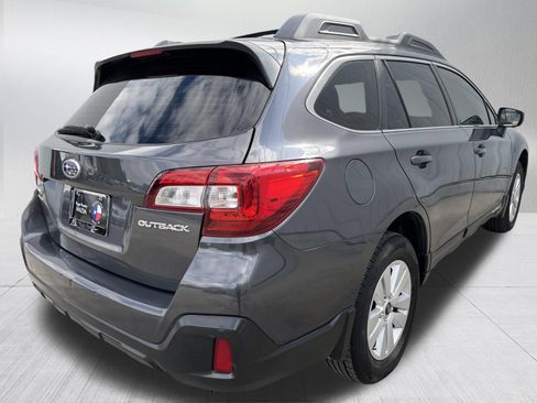 Used 2018 Subaru Outback 2.5i AWD/4WD image 9