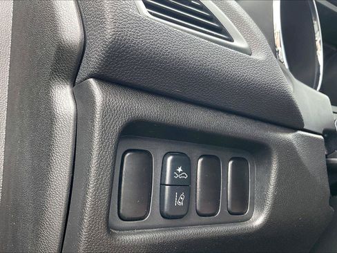 Used 2025 Mitsubishi Outlander Sport AWD image 35