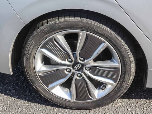 Used 2017 Hyundai Ioniq Limited w/ Ultimate Package 03 image 12