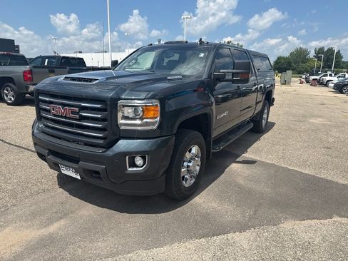 Used 2019 GMC Sierra 3500 SLT w/ Duramax Plus Package AWD/4WD image 1