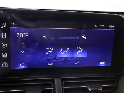 Used 2025 Chevrolet Trax RS w/ Driver Confidence Package image 46