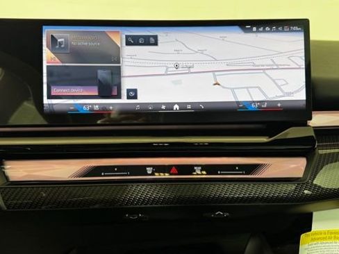 New 2027 BMW 550e xDrive AWD/4WD image 13