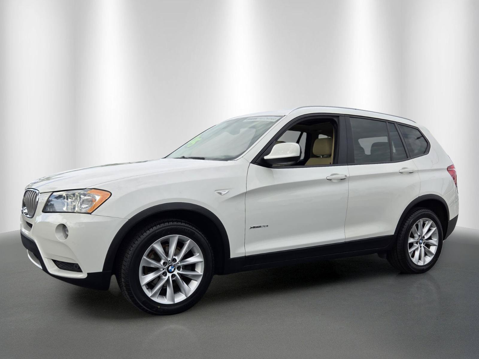 Used 2014 BMW X3 xDrive28i AWD/4WD image 3