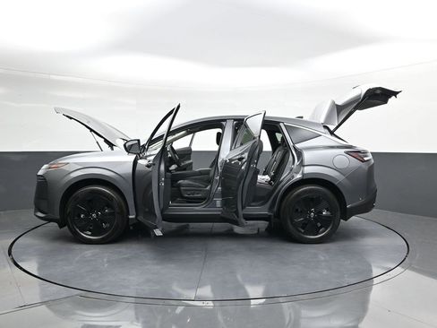 Used 2025 Nissan Murano SV w/ Cargo Package image 32