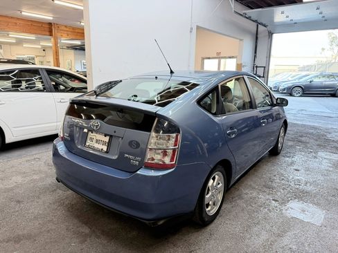 Used 2005 Toyota Prius FWD image 3