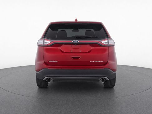 Used 2017 Ford Edge Titanium w/ Equipment Group 301A FWD image 4