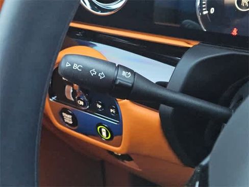 Used 2024 Rolls-Royce Ghost image 27