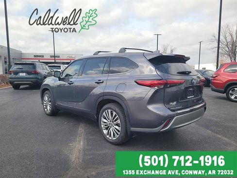 Certified 2021 Toyota Highlander Platinum image 7