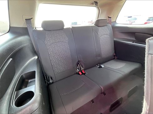 Used 2012 GMC Acadia SL w/ Preferred Package FWD image 18