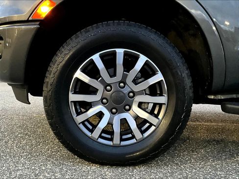 Used 2019 Ford Ranger Lariat w/ Equipment Group 501A Mid image 7