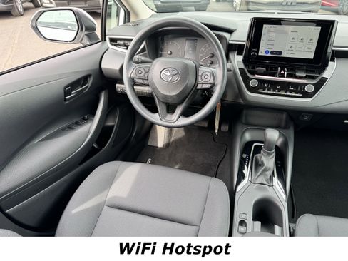 Used 2024 Toyota Corolla LE image 4