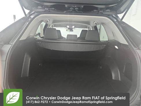 Used 2023 Toyota RAV4 XLE FWD image 30