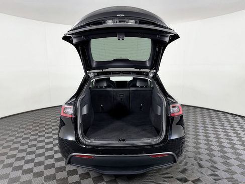 Used 2022 Tesla Model Y Performance AWD/4WD image 13