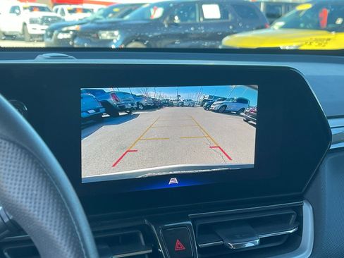 Used 2025 Chevrolet TrailBlazer LT image 21