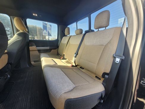 Used 2021 Ford F150 XLT w/ Equipment Group 302A High image 9