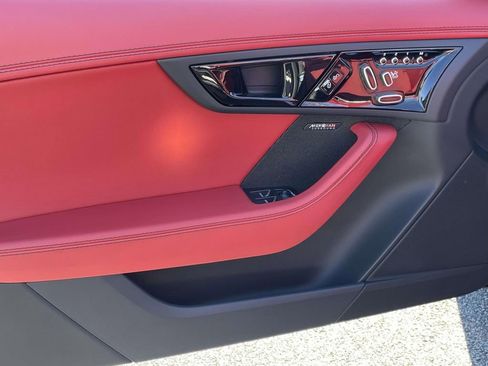 Used 2020 Jaguar F-TYPE R image 13