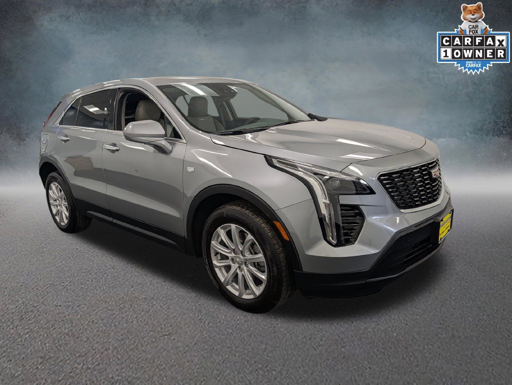 Used 2023 Cadillac XT4 Luxury AWD/4WD image 3