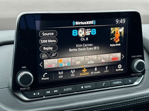 Used 2023 Nissan Rogue S image 18