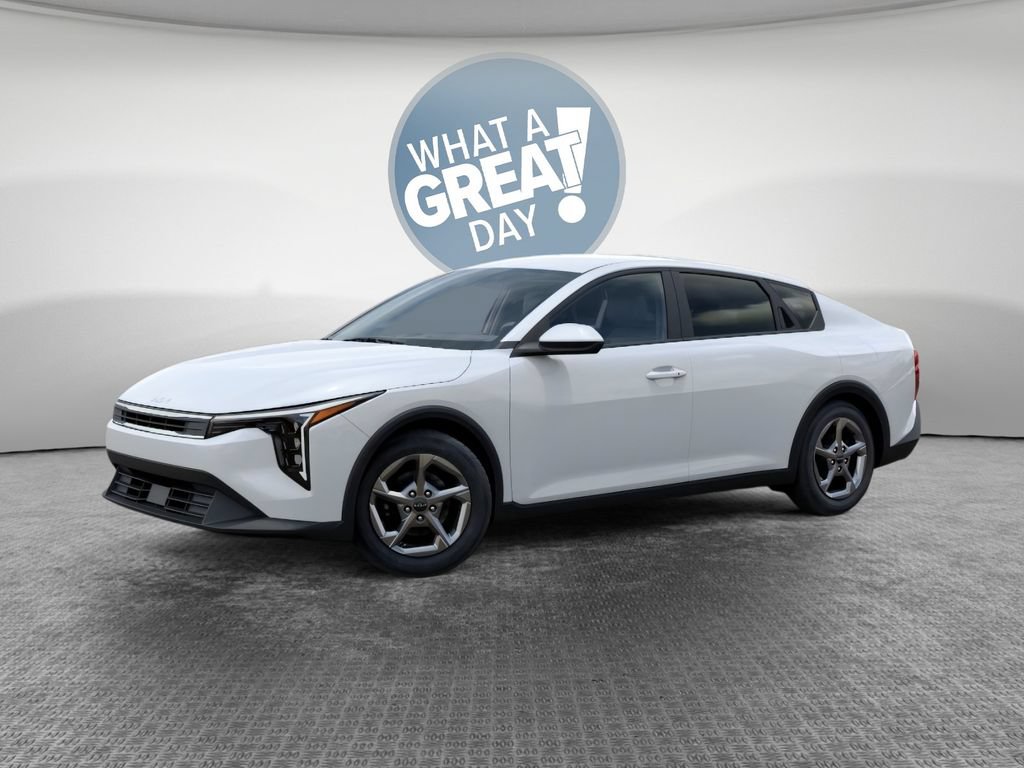 New 2026 Kia K4 FWD image 3