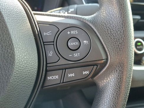 Certified 2022 Toyota Corolla LE image 22