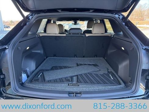 New 2026 Volkswagen Atlas Cross Sport SE AWD/4WD image 24