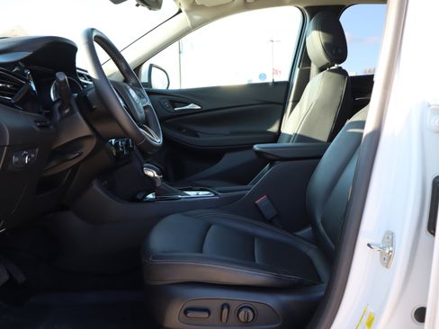 Used 2023 Buick Encore GX Essence w/ Advanced Technology Package image 10