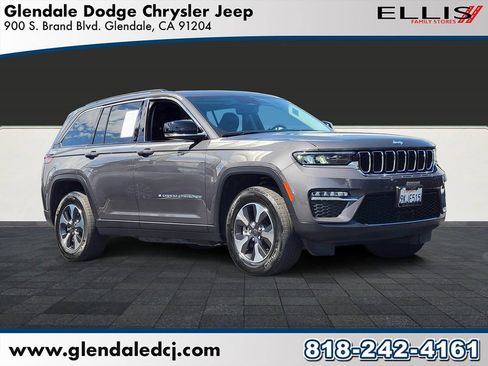 Used 2023 Jeep Grand Cherokee 4WD 4xe image 1
