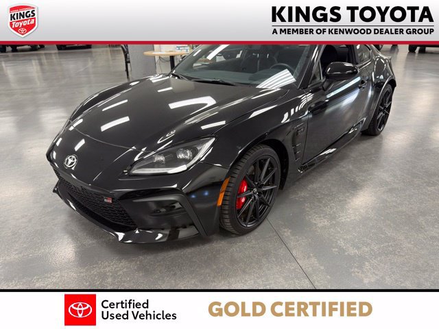 Used 2024 Toyota GR86 Premium w/ Performance Package RWD image 4