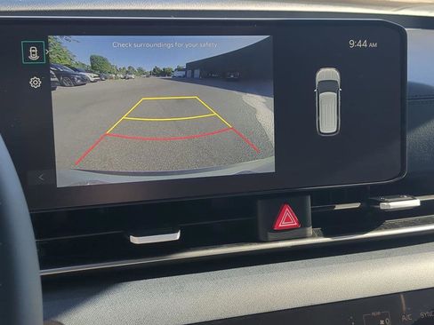 New 2026 Kia Carnival EX image 18