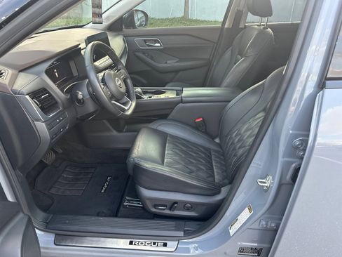 Certified 2022 Nissan Rogue Platinum w/ Head-Up Display Package image 9